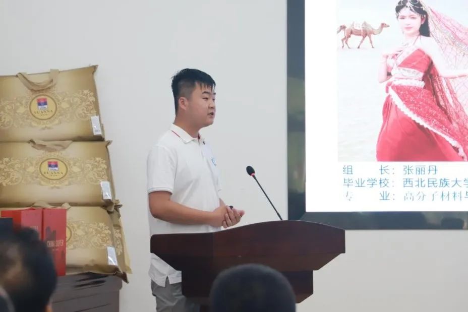 1753932957169698.jpg 12.jpg